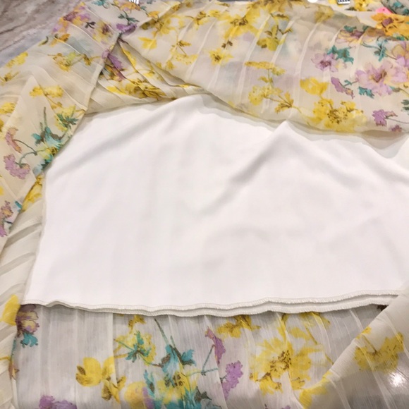 Xhileration floral skit - Picture 8 of 12